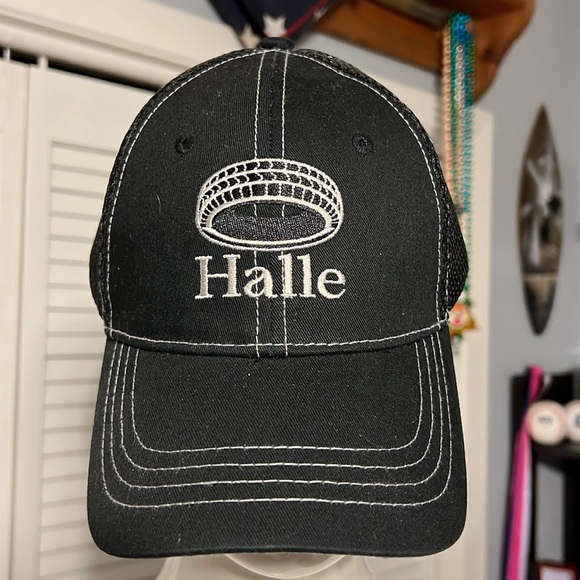 Discount/America’s tire company Mr Halle Hat with tire halo - Picture 1 of 5